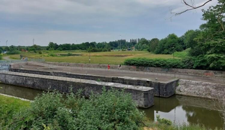 Uitzicht op de zone waar park Bovensluis komt
